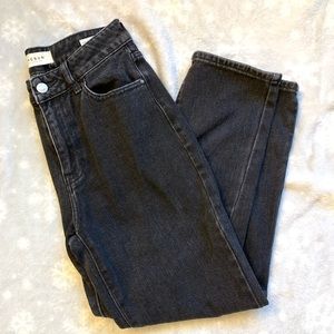 Black Pacsun Mom Jeans (25)